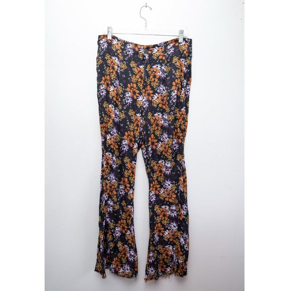 Free People Floral Flare High Waisted Pants - Picture 2 of 6